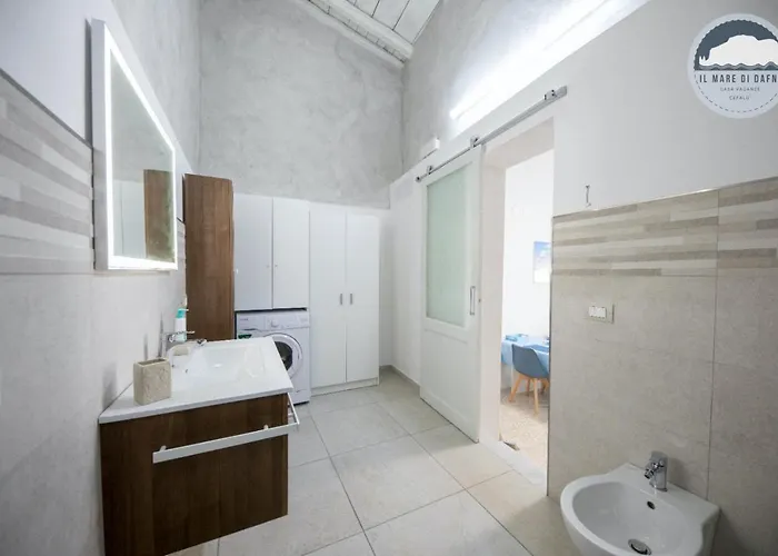 Il Mare Di Dafni * 체팔루