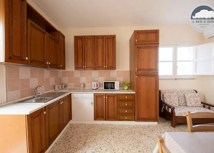 Il Mare Di Dafni * צ'פאלו